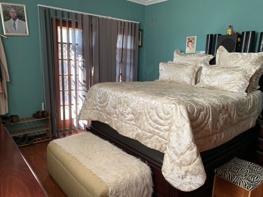 To Let 4 Bedroom Property for Rent in Grange KwaZulu-Natal