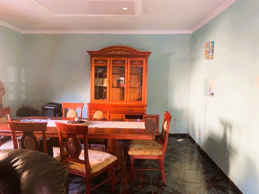 To Let 4 Bedroom Property for Rent in Grange KwaZulu-Natal