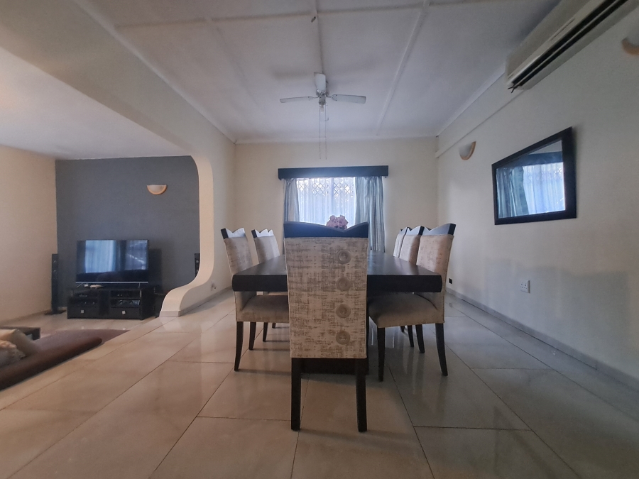 To Let 4 Bedroom Property for Rent in Meer En See KwaZulu-Natal