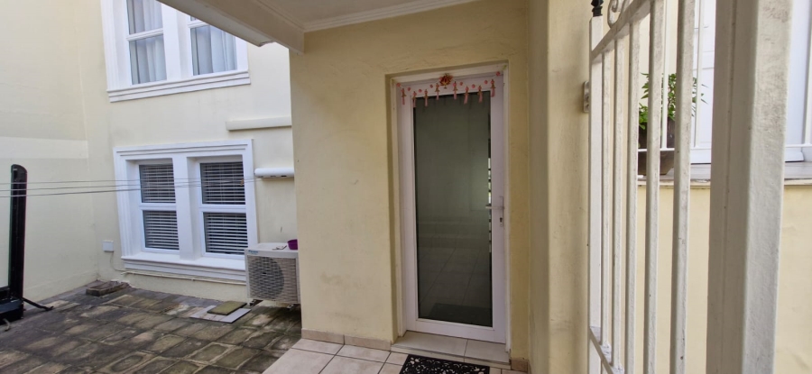 2 Bedroom Property for Sale in La Lucia KwaZulu-Natal