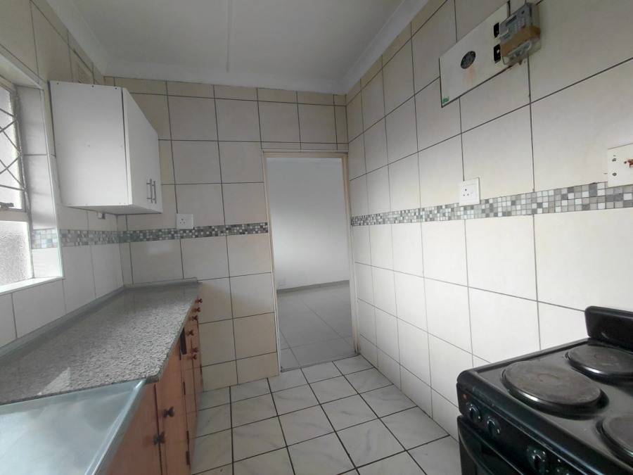 To Let 2 Bedroom Property for Rent in Essenwood KwaZulu-Natal