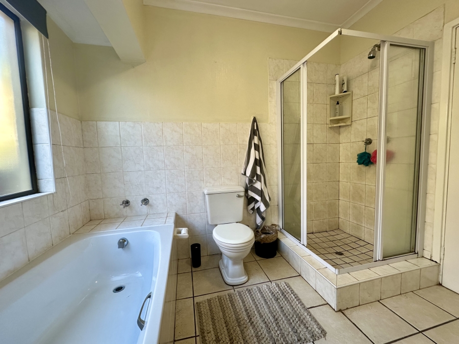 3 Bedroom Property for Sale in Deepdene KwaZulu-Natal