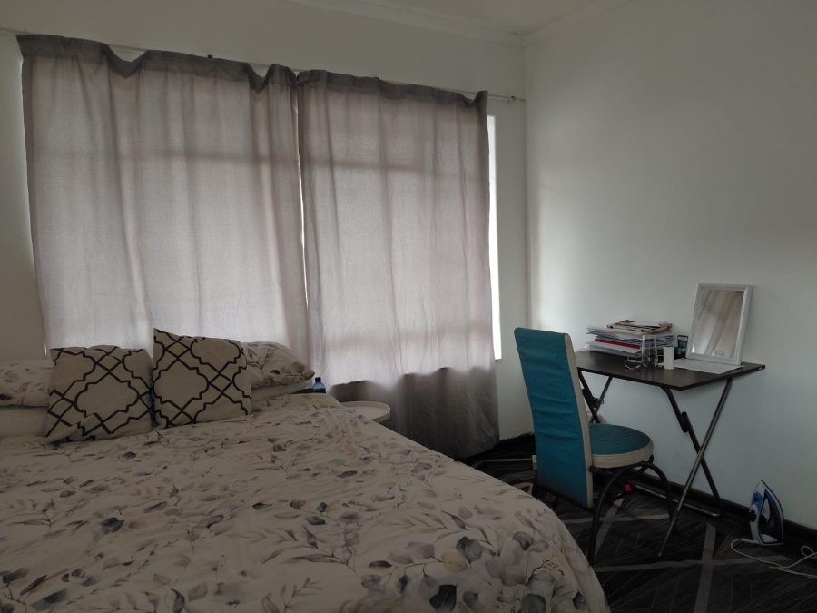 2 Bedroom Property for Sale in Glenwood KwaZulu-Natal