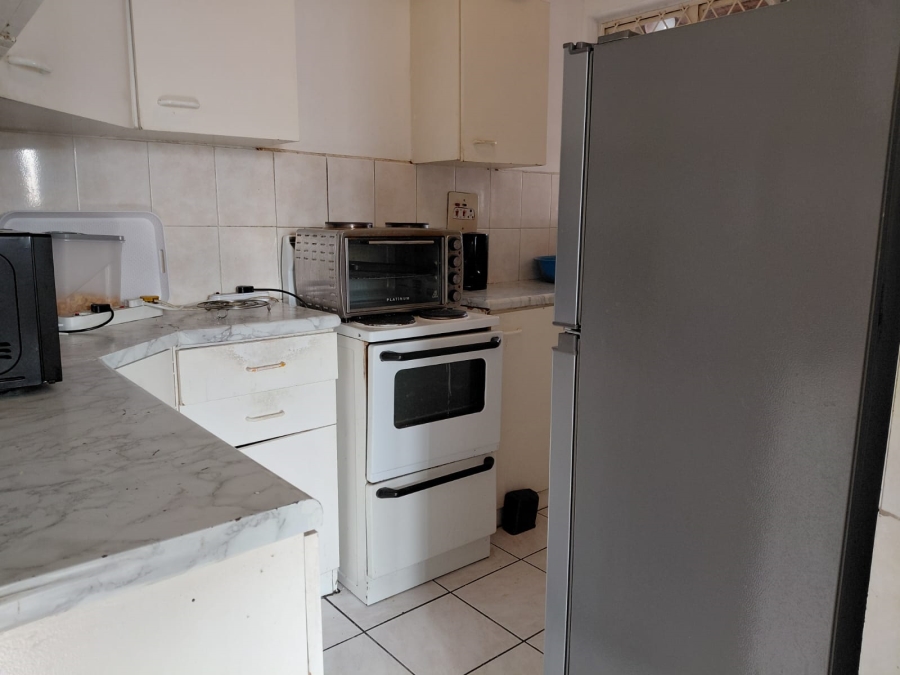 2 Bedroom Property for Sale in Glenwood KwaZulu-Natal