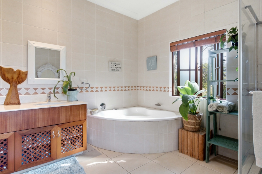 3 Bedroom Property for Sale in Kirtlington Park KwaZulu-Natal