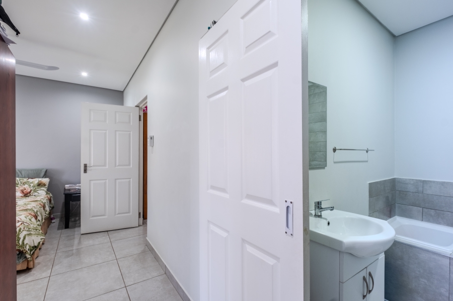 4 Bedroom Property for Sale in Durban North KwaZulu-Natal