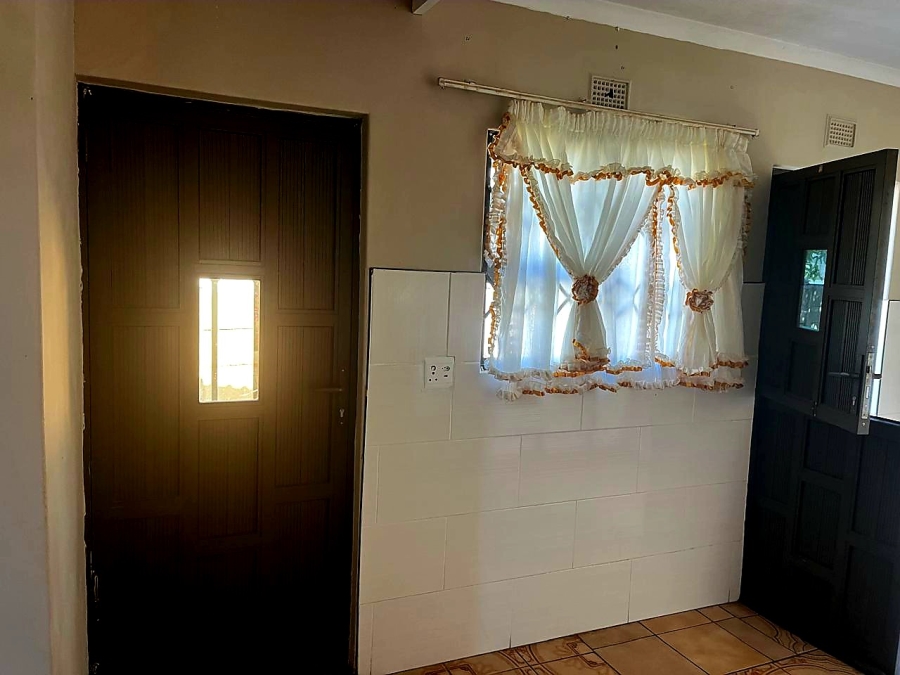 3 Bedroom Property for Sale in Esikhawini KwaZulu-Natal