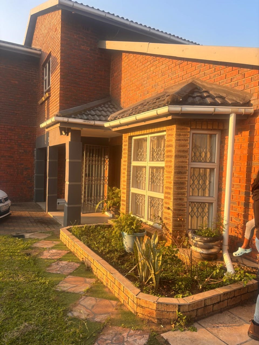 3 Bedroom Property for Sale in Brackenham KwaZulu-Natal
