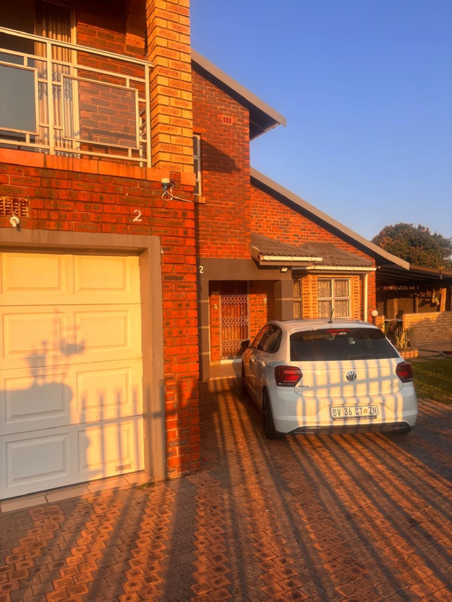 3 Bedroom Property for Sale in Brackenham KwaZulu-Natal