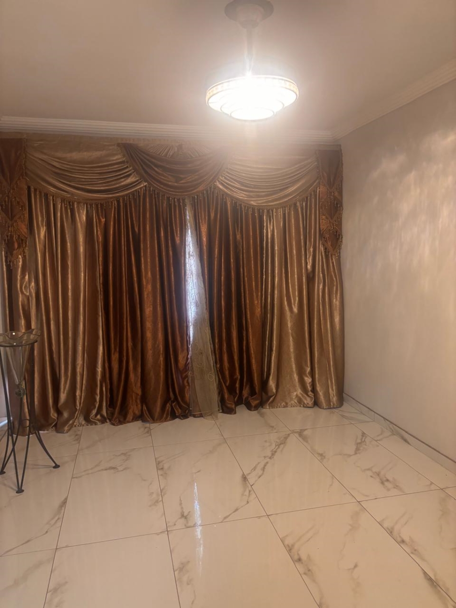 3 Bedroom Property for Sale in Brackenham KwaZulu-Natal