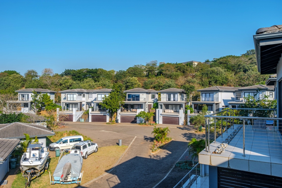 To Let 3 Bedroom Property for Rent in Brettenwood Coastal Estate KwaZulu-Natal