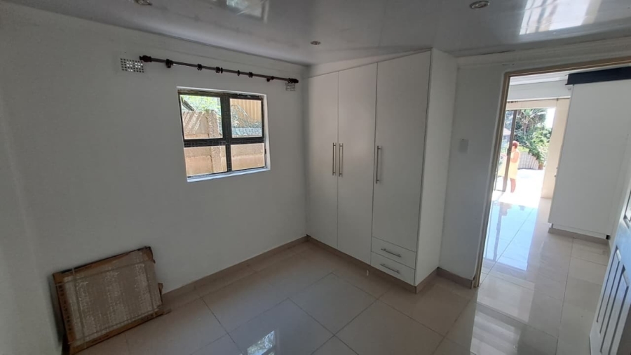 To Let 2 Bedroom Property for Rent in Fynnland KwaZulu-Natal