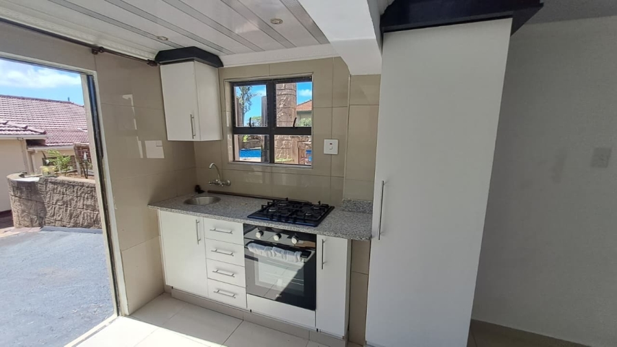 To Let 2 Bedroom Property for Rent in Fynnland KwaZulu-Natal