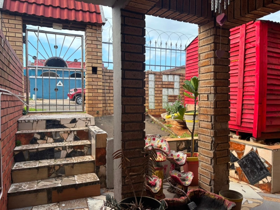 2 Bedroom Property for Sale in Jacobs KwaZulu-Natal