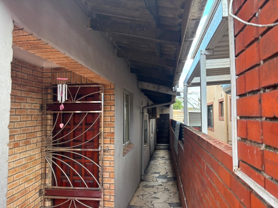 2 Bedroom Property for Sale in Jacobs KwaZulu-Natal