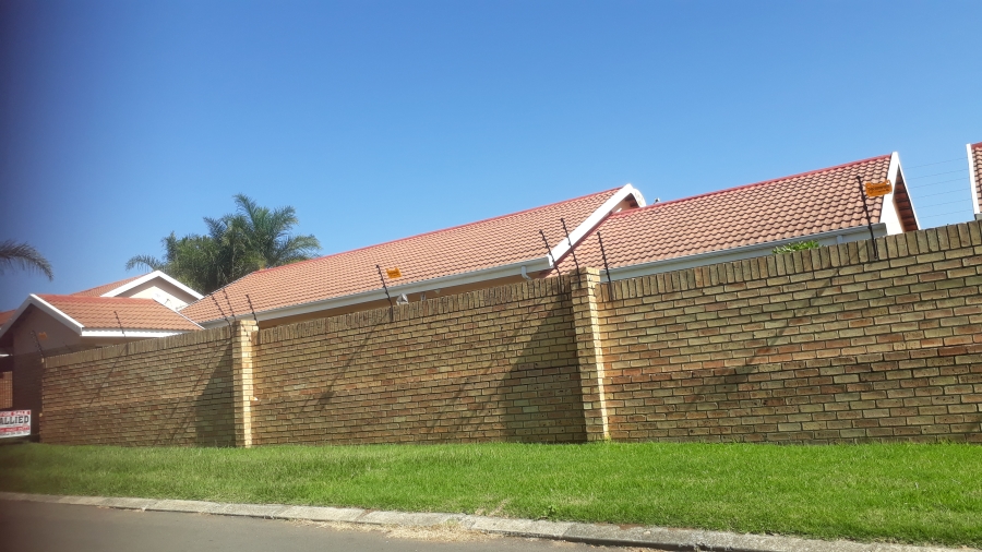 2 Bedroom Property for Sale in Pioneer Park KwaZulu-Natal