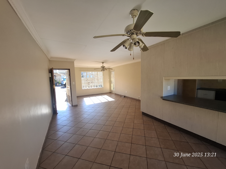 2 Bedroom Property for Sale in Pioneer Park KwaZulu-Natal