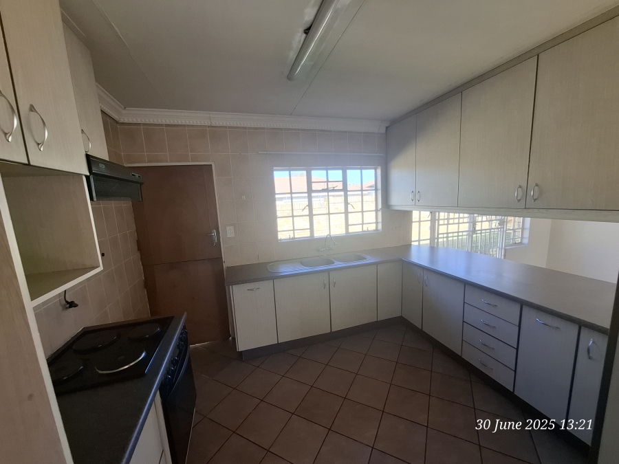 2 Bedroom Property for Sale in Pioneer Park KwaZulu-Natal