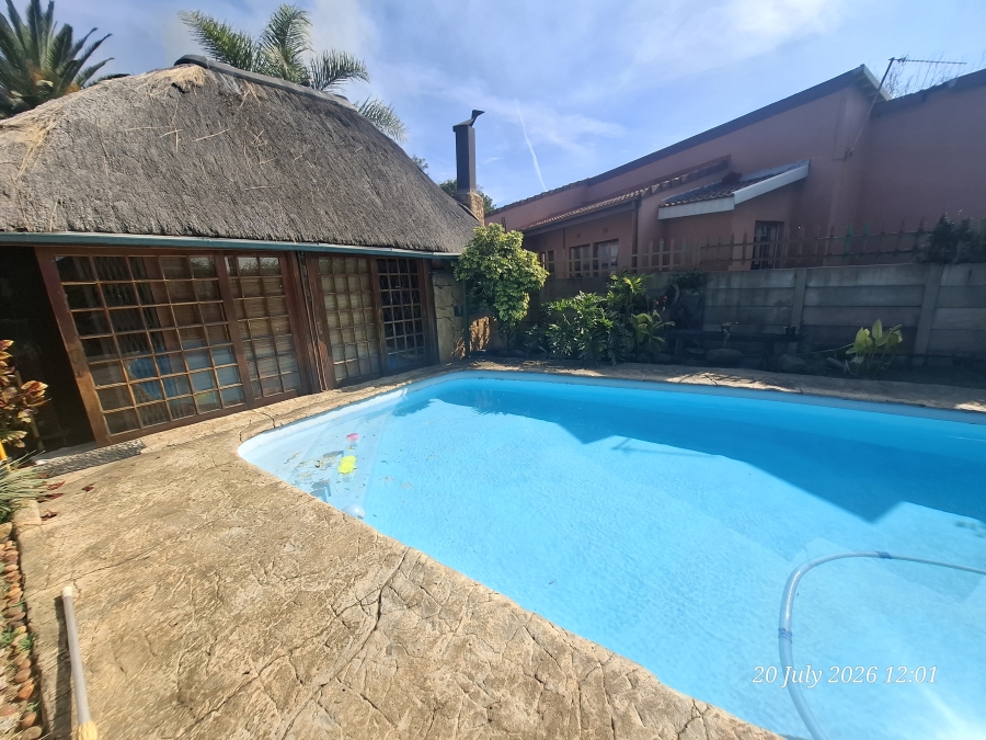 3 Bedroom Property for Sale in Pioneer Park KwaZulu-Natal