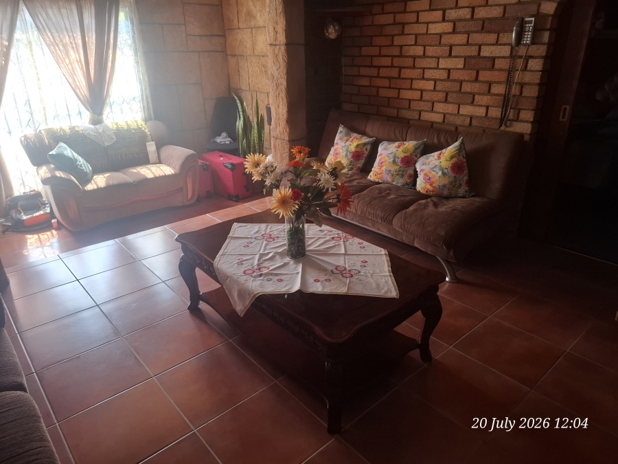 3 Bedroom Property for Sale in Pioneer Park KwaZulu-Natal