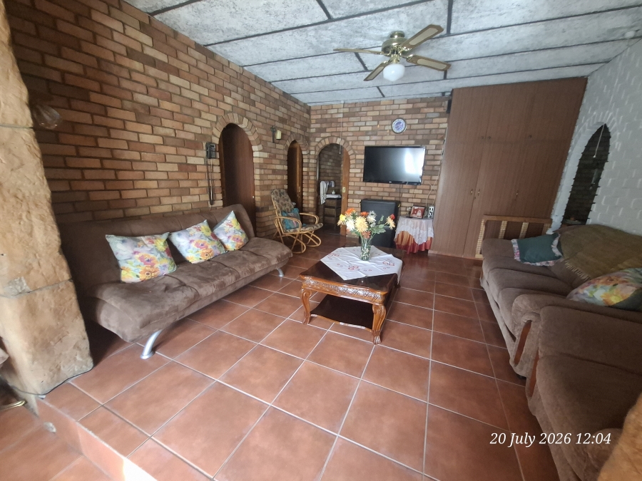 3 Bedroom Property for Sale in Pioneer Park KwaZulu-Natal