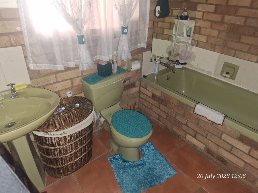 3 Bedroom Property for Sale in Pioneer Park KwaZulu-Natal