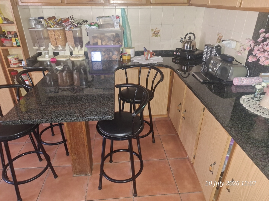 3 Bedroom Property for Sale in Pioneer Park KwaZulu-Natal