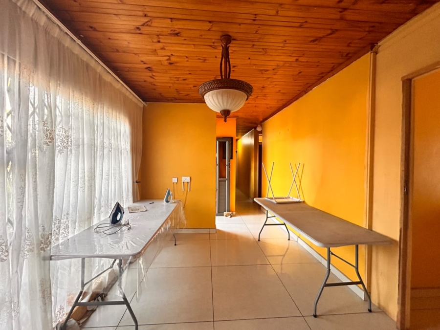 8 Bedroom Property for Sale in Esikhawini KwaZulu-Natal