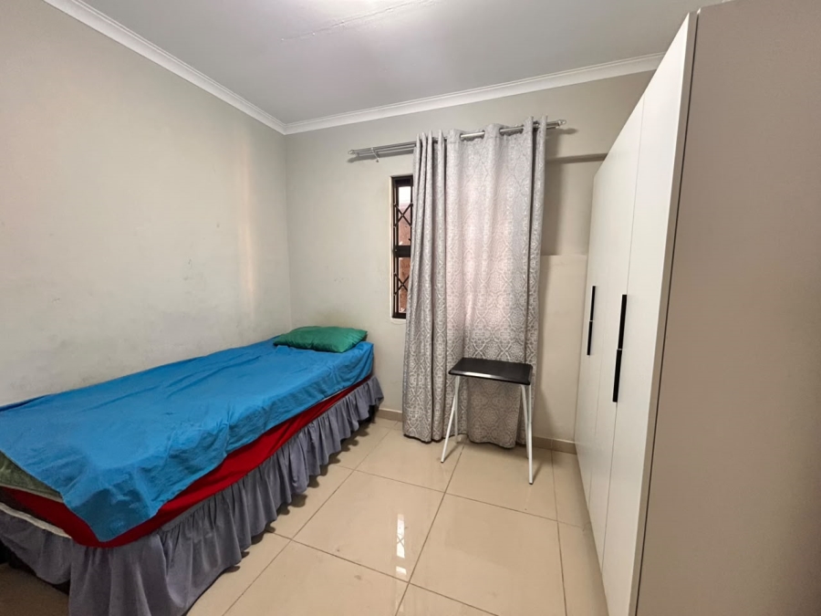 8 Bedroom Property for Sale in Esikhawini KwaZulu-Natal