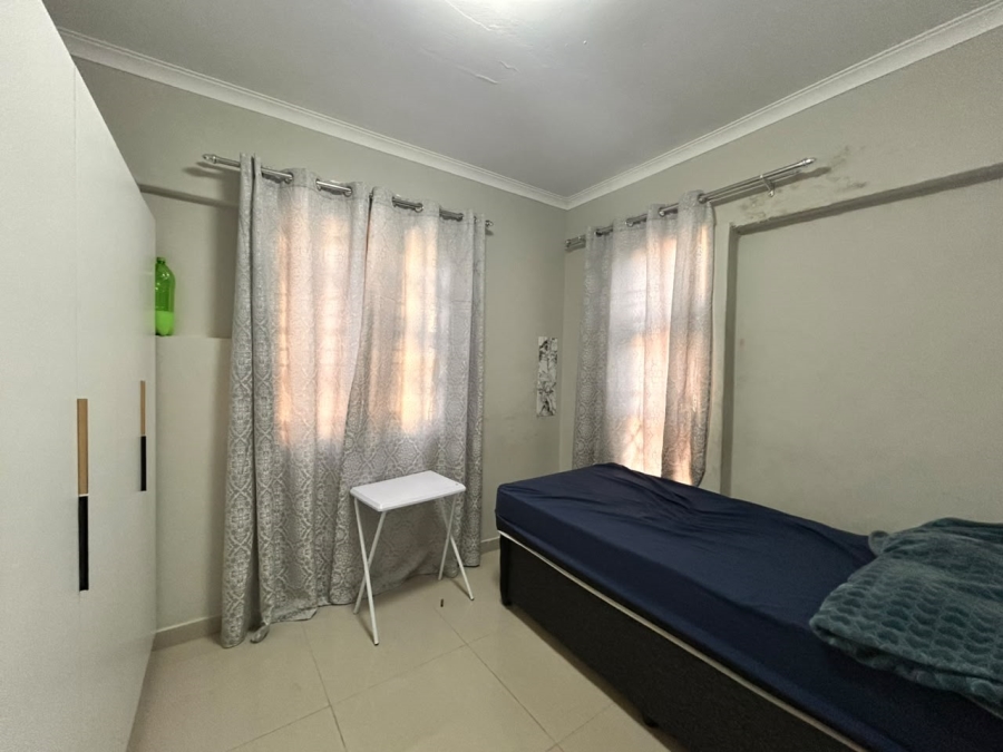 8 Bedroom Property for Sale in Esikhawini KwaZulu-Natal