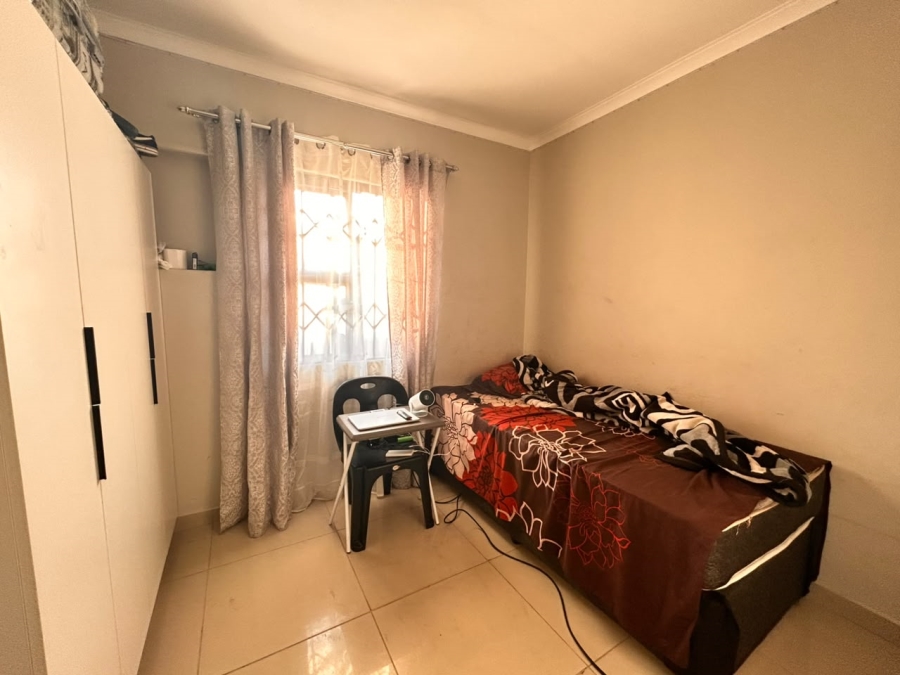 8 Bedroom Property for Sale in Esikhawini KwaZulu-Natal