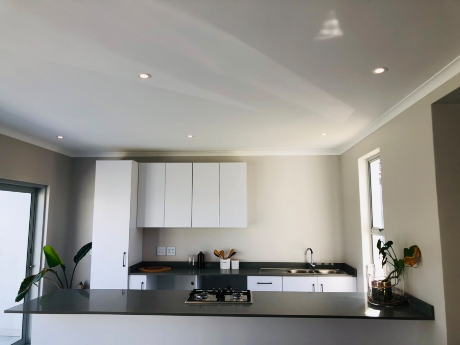 To Let 2 Bedroom Property for Rent in Sheffield Beach KwaZulu-Natal