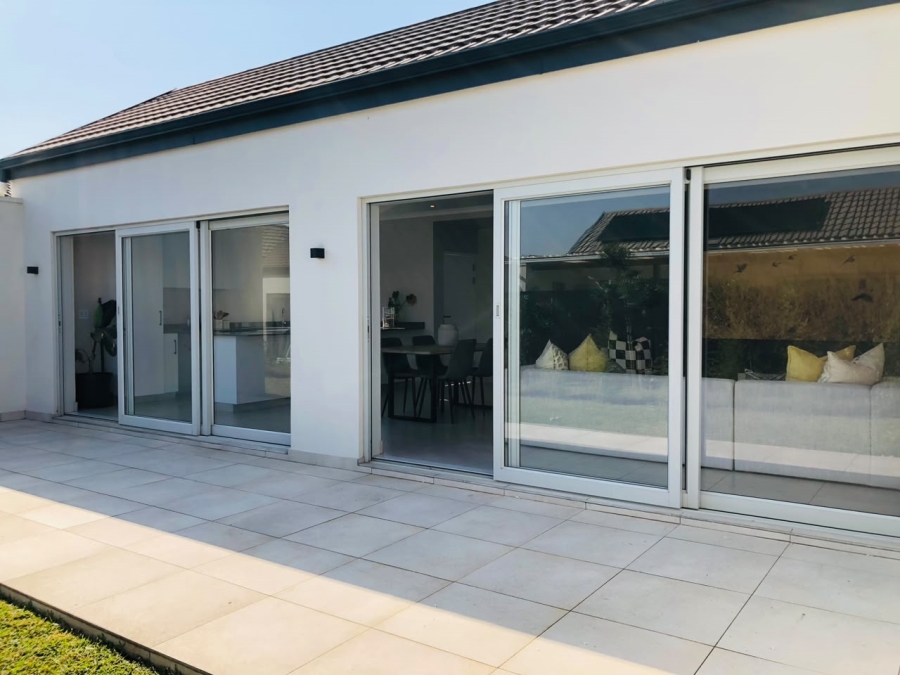 To Let 2 Bedroom Property for Rent in Sheffield Beach KwaZulu-Natal
