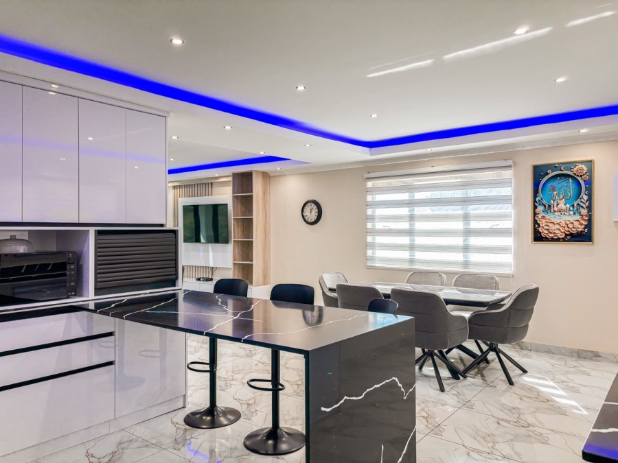 5 Bedroom Property for Sale in Camperdown KwaZulu-Natal