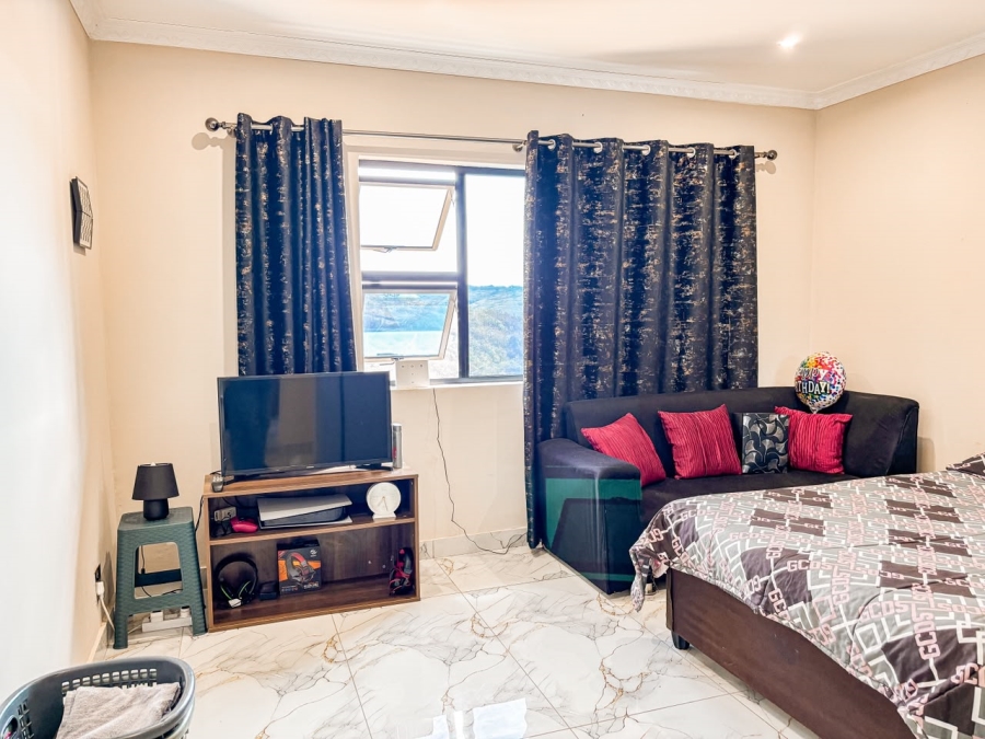 5 Bedroom Property for Sale in Camperdown KwaZulu-Natal