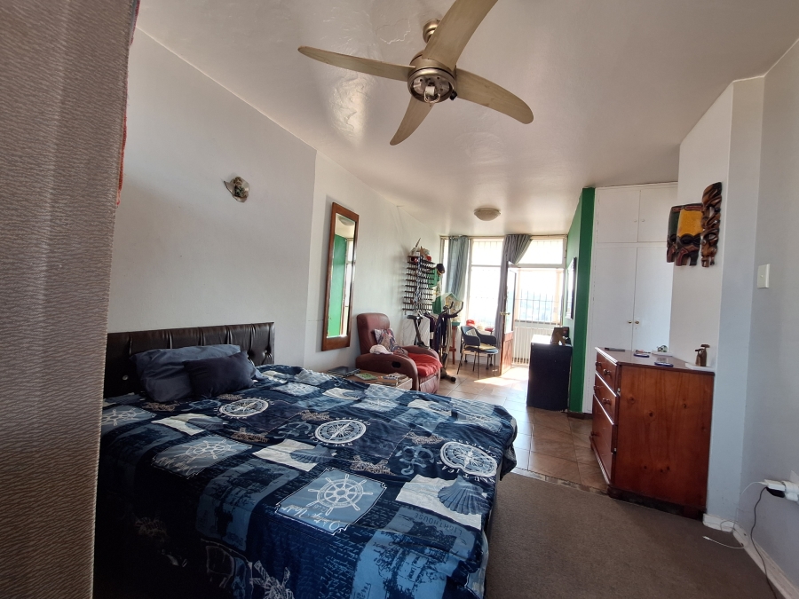 2 Bedroom Property for Sale in Glenwood KwaZulu-Natal
