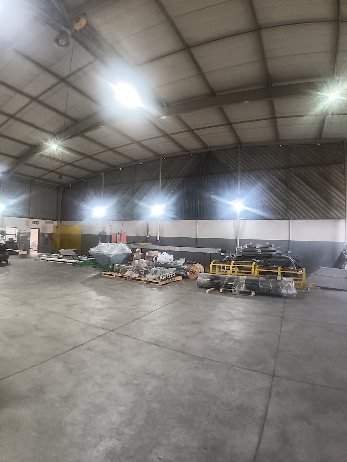 To Let Commercial Property for Rent in Mahogany Ridge KwaZulu-Natal