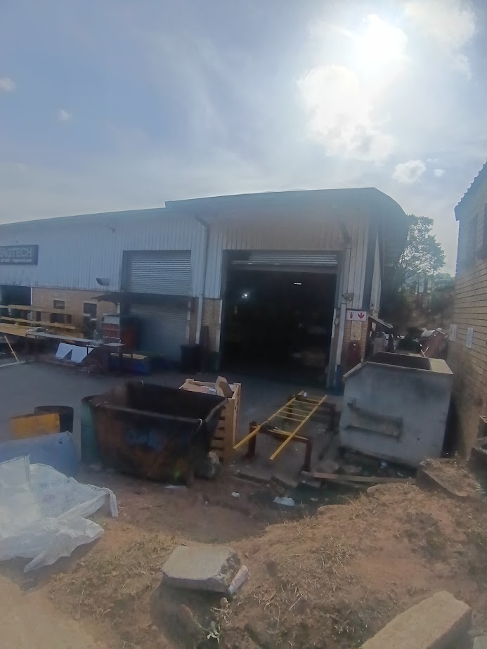 To Let Commercial Property for Rent in Mahogany Ridge KwaZulu-Natal