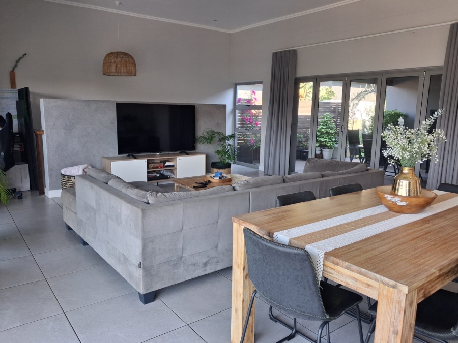 4 Bedroom Property for Sale in Palm Lakes Estate KwaZulu-Natal