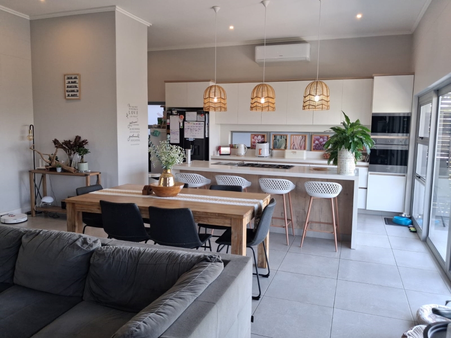 4 Bedroom Property for Sale in Palm Lakes Estate KwaZulu-Natal