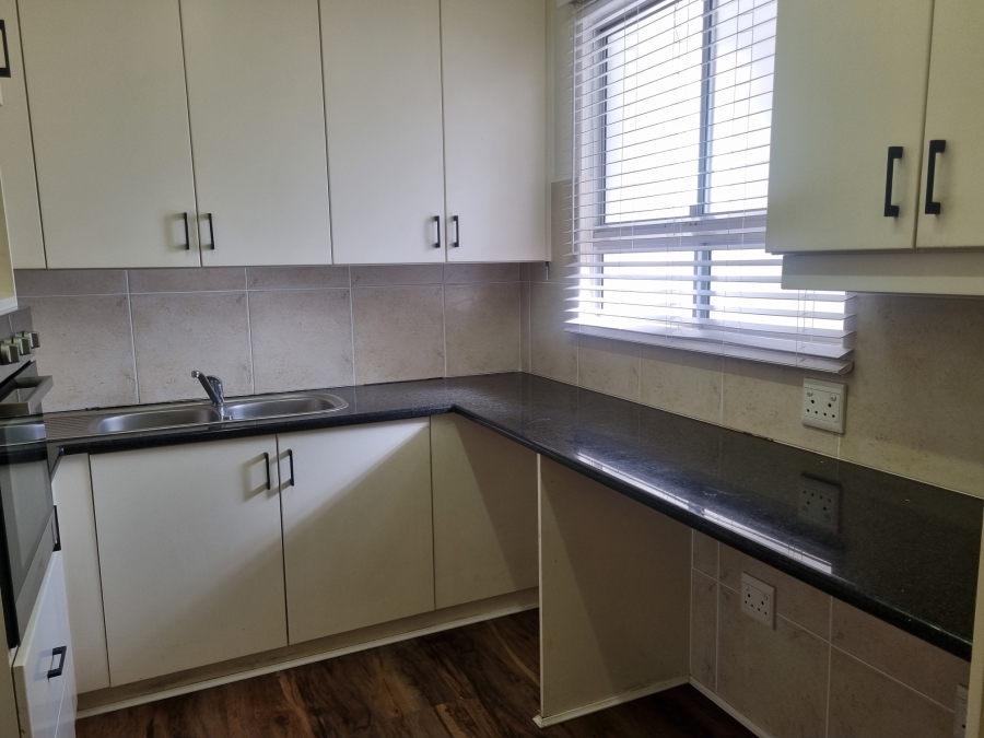 To Let 2 Bedroom Property for Rent in Umhlanga KwaZulu-Natal
