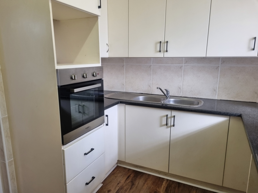 To Let 2 Bedroom Property for Rent in Umhlanga KwaZulu-Natal