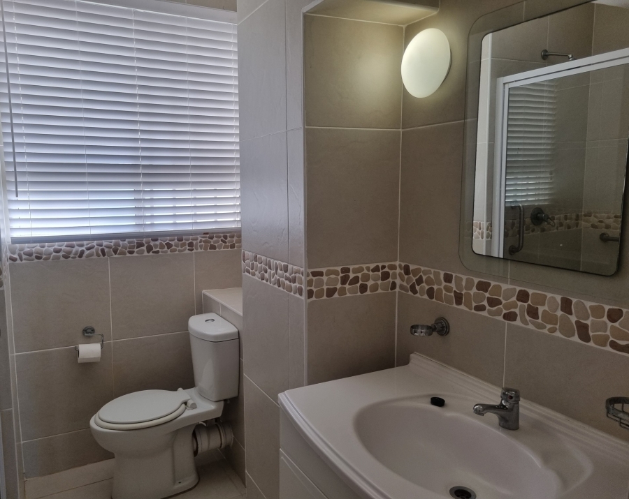 To Let 2 Bedroom Property for Rent in Umhlanga KwaZulu-Natal