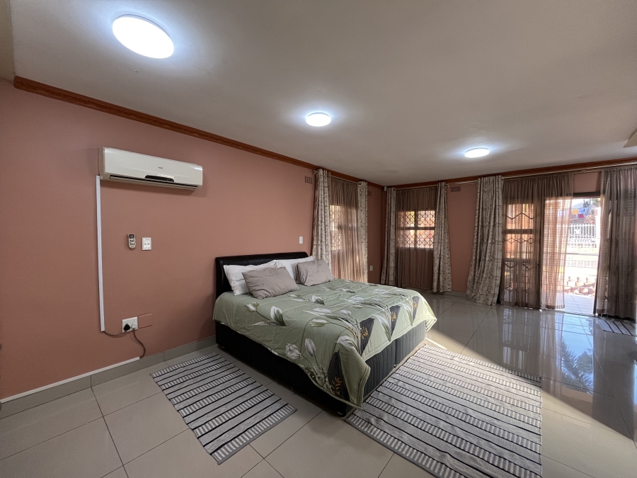 5 Bedroom Property for Sale in Southgate KwaZulu-Natal