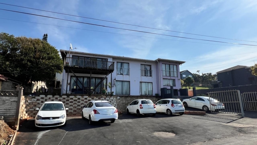 8 Bedroom Property for Sale in Brighton Beach KwaZulu-Natal