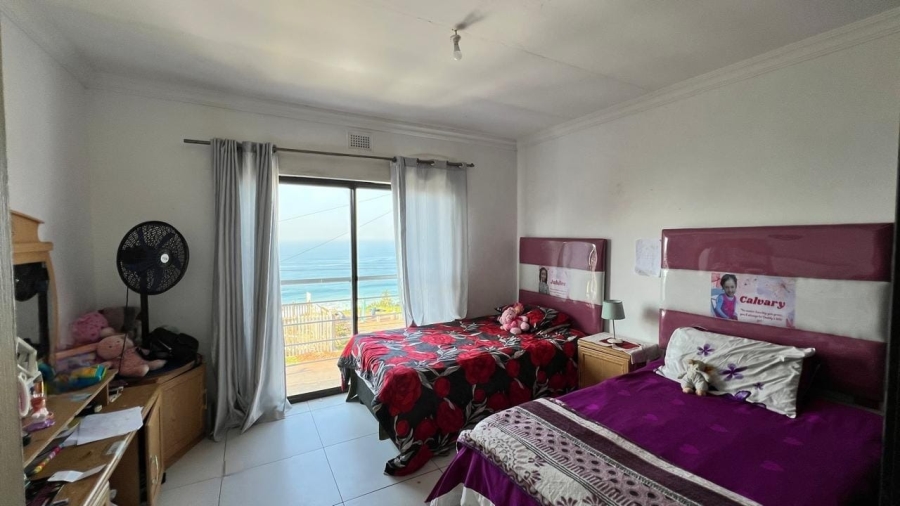 8 Bedroom Property for Sale in Brighton Beach KwaZulu-Natal