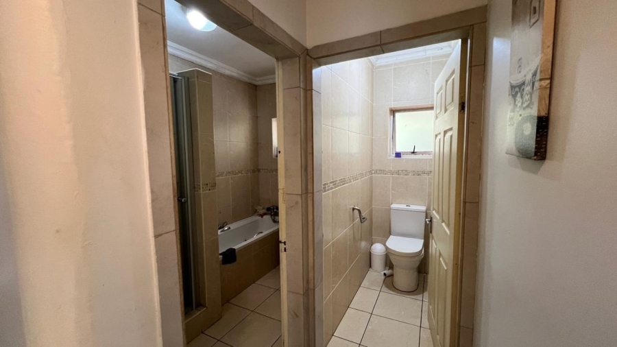 8 Bedroom Property for Sale in Brighton Beach KwaZulu-Natal