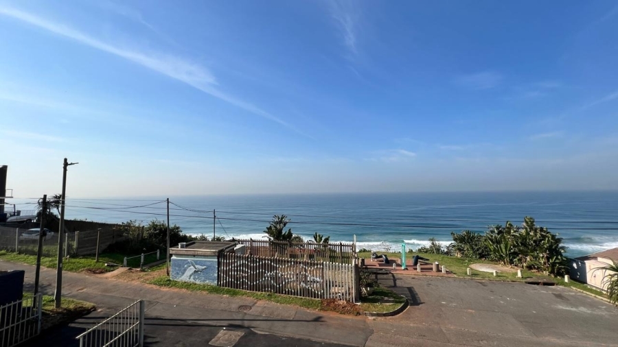 8 Bedroom Property for Sale in Brighton Beach KwaZulu-Natal