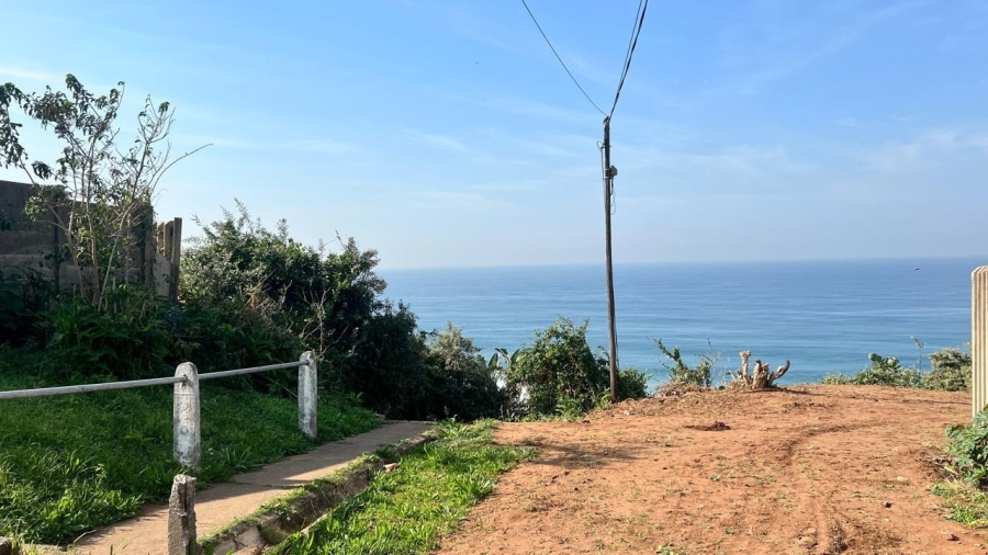 8 Bedroom Property for Sale in Brighton Beach KwaZulu-Natal