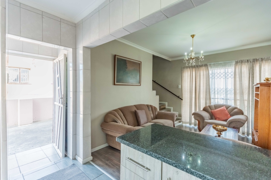 2 Bedroom Property for Sale in Westcliff KwaZulu-Natal